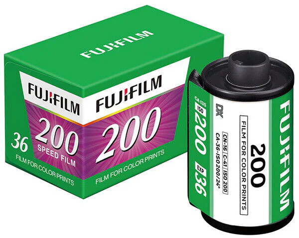 FUJICOLOR 200
