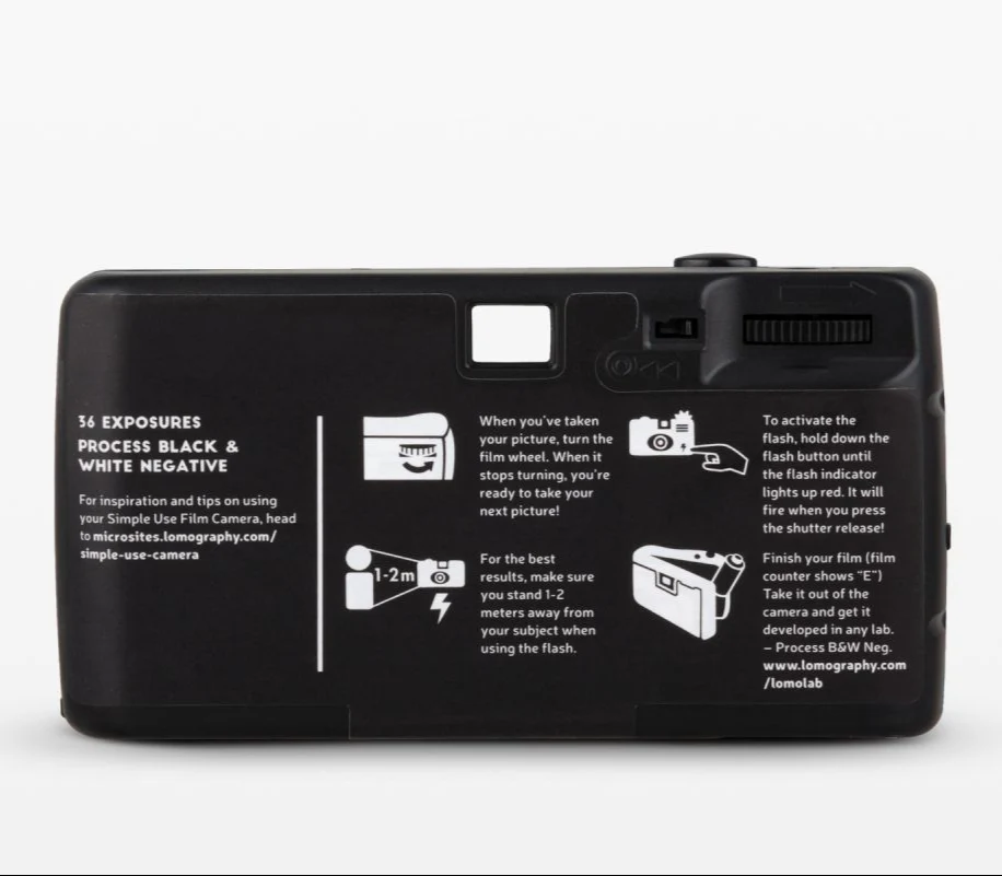 LOMO Simple Use Reloadable Film Camera Black & White - Image 3