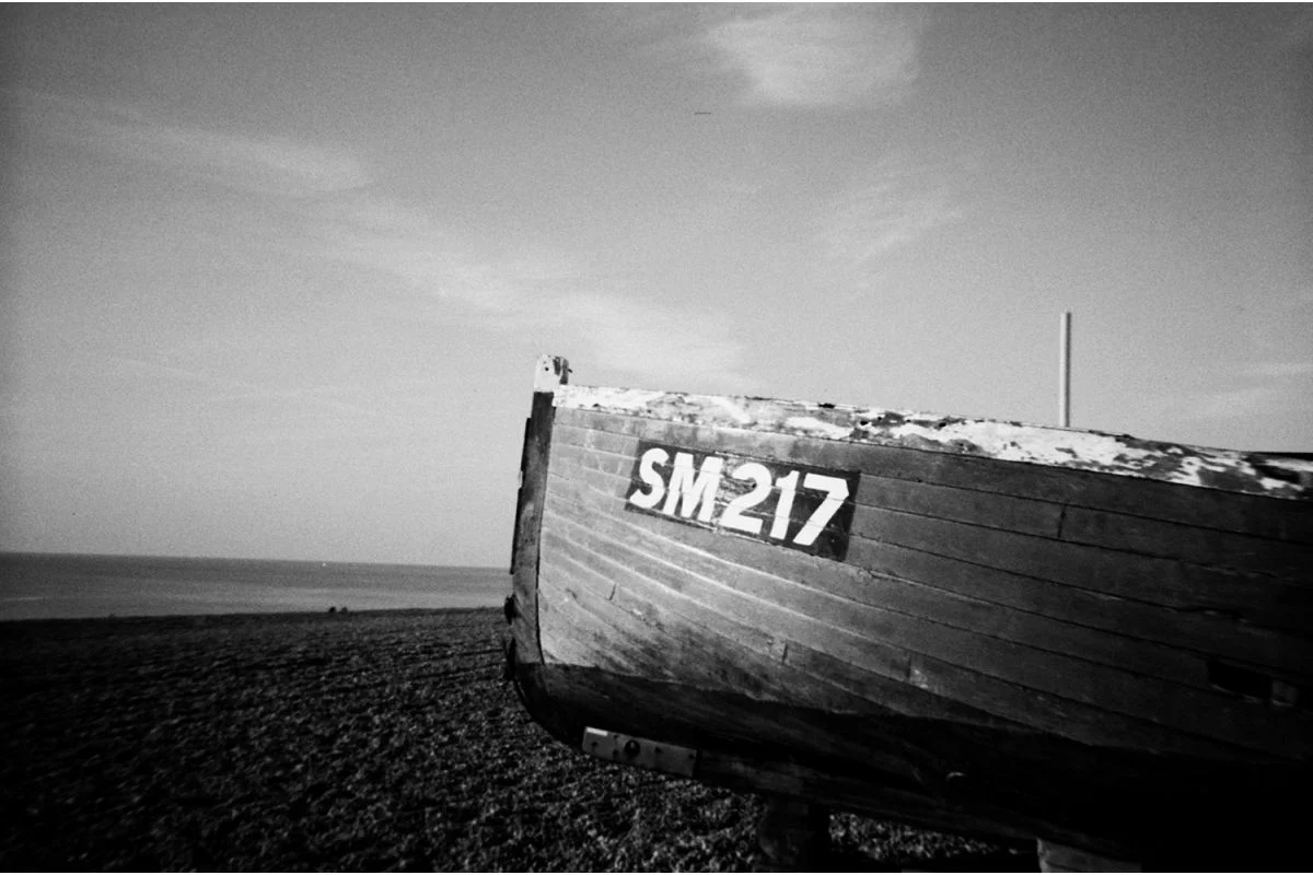 LOMO Simple Use Reloadable Film Camera Black & White - Image 5