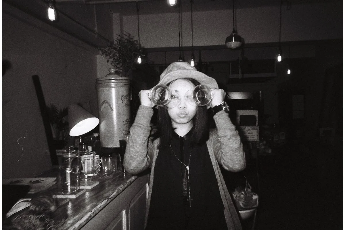 LOMO Simple Use Reloadable Film Camera Black & White - Image 7