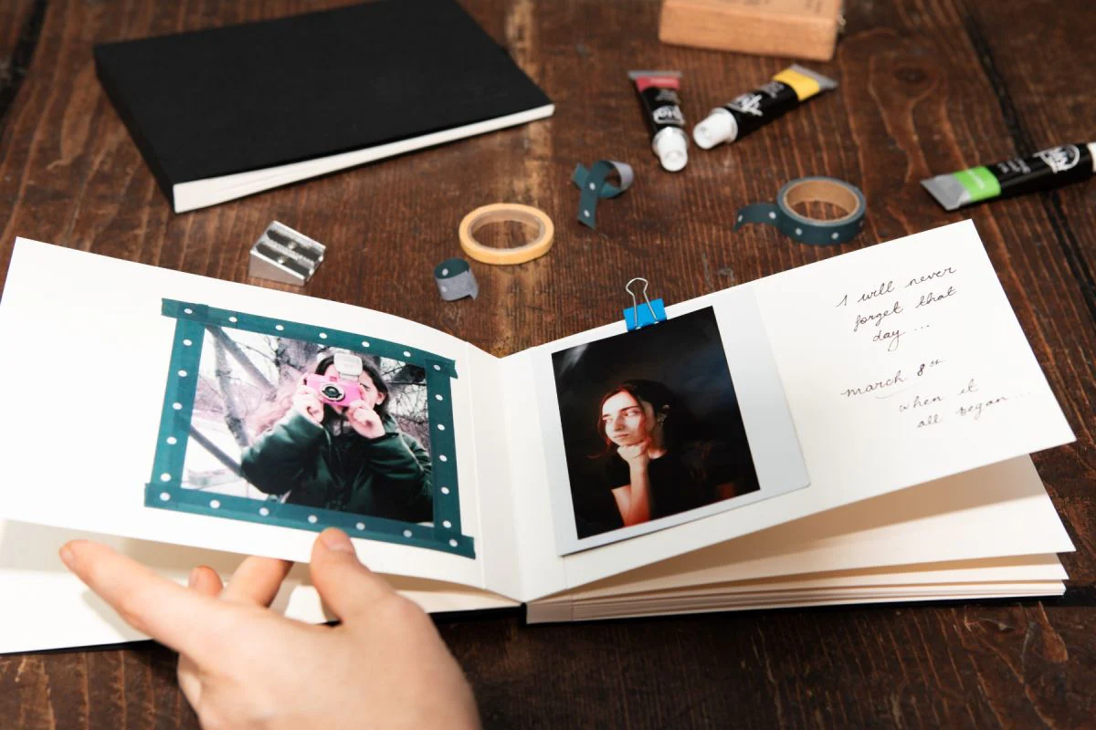 Lomography Soft Cover Photo Album - Image 4