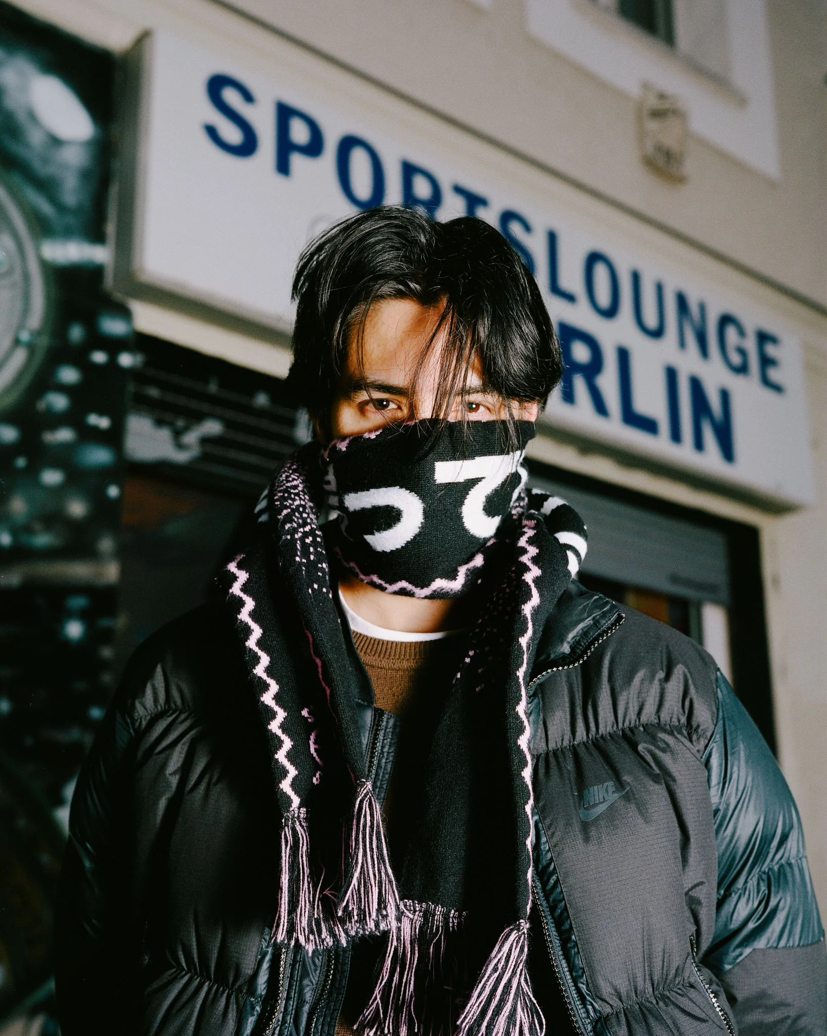 SAFELIGHT Fan Scarf - Image 3