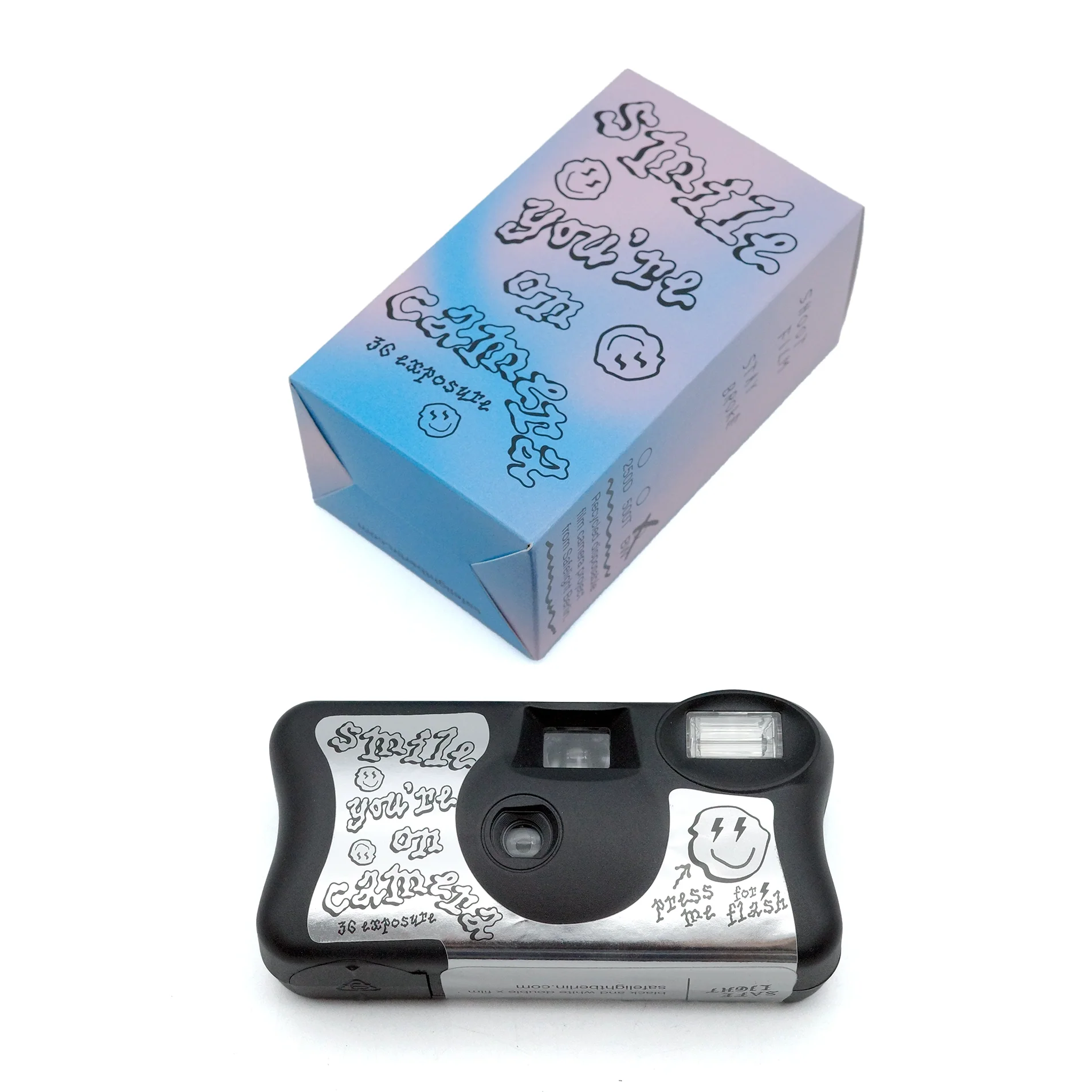 SAFELIGHT 'Smile' Recycled Disposable Camera - B&W - Image 3