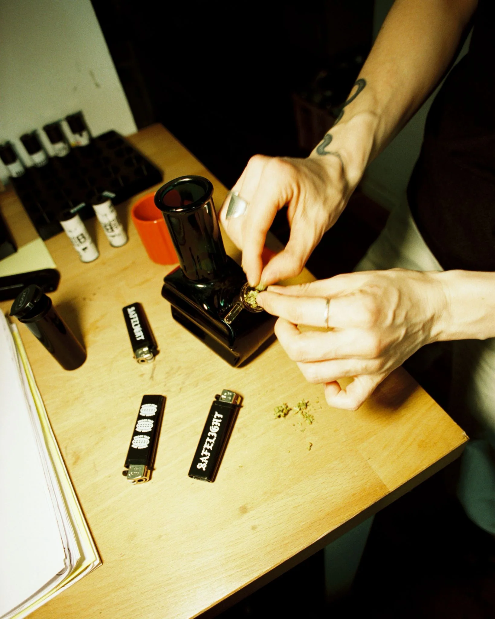 SAFELIGHT Stay Broke Lighter - Image 5