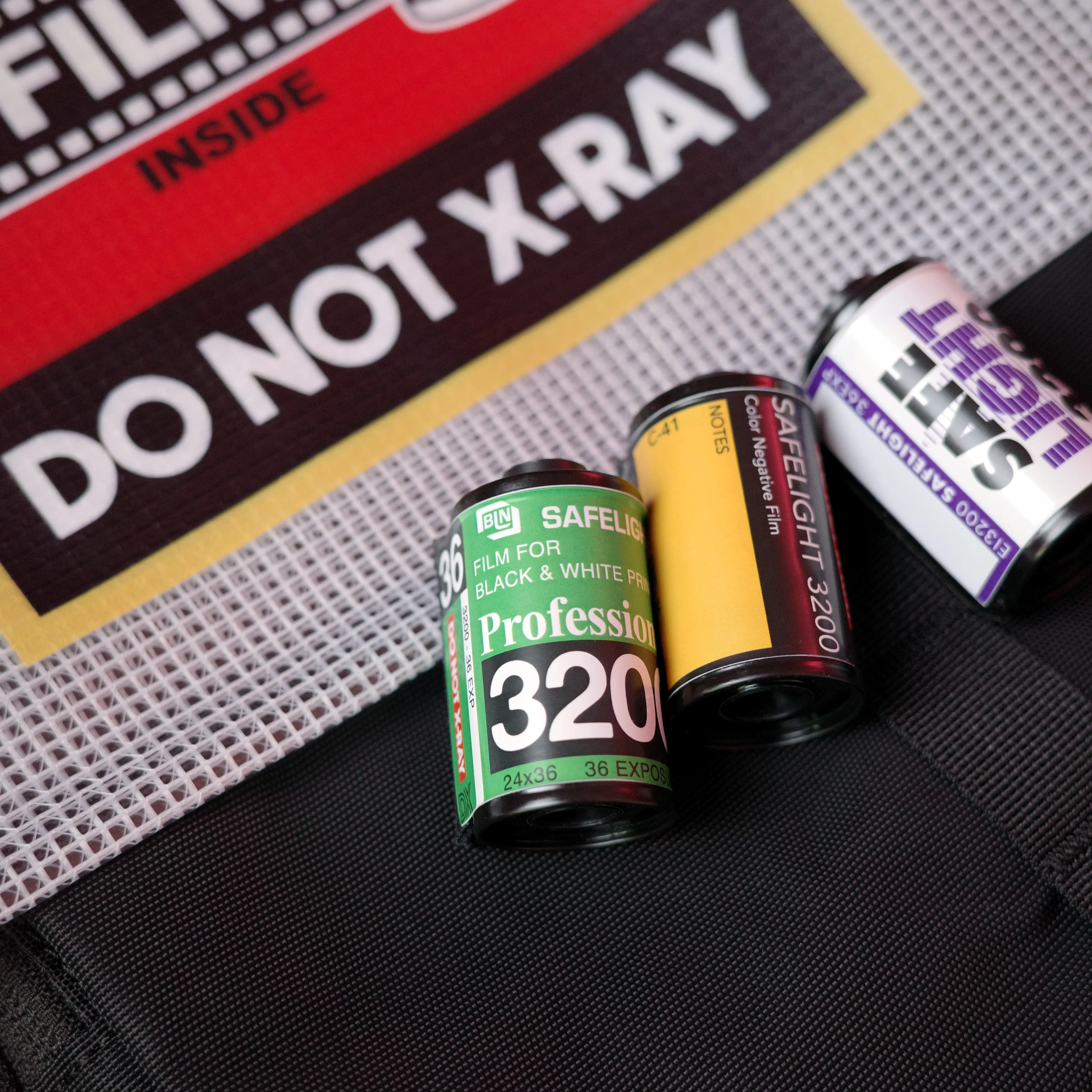 SAFELIGHT "Do Not X-Ray" Bag - Image 3